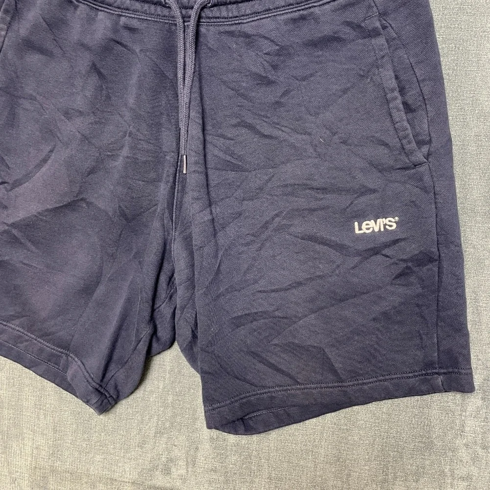 Levi's Sweat Shorts Mens Medium Navy Blue Logo Fleece Lined Flat Front Mid Rise